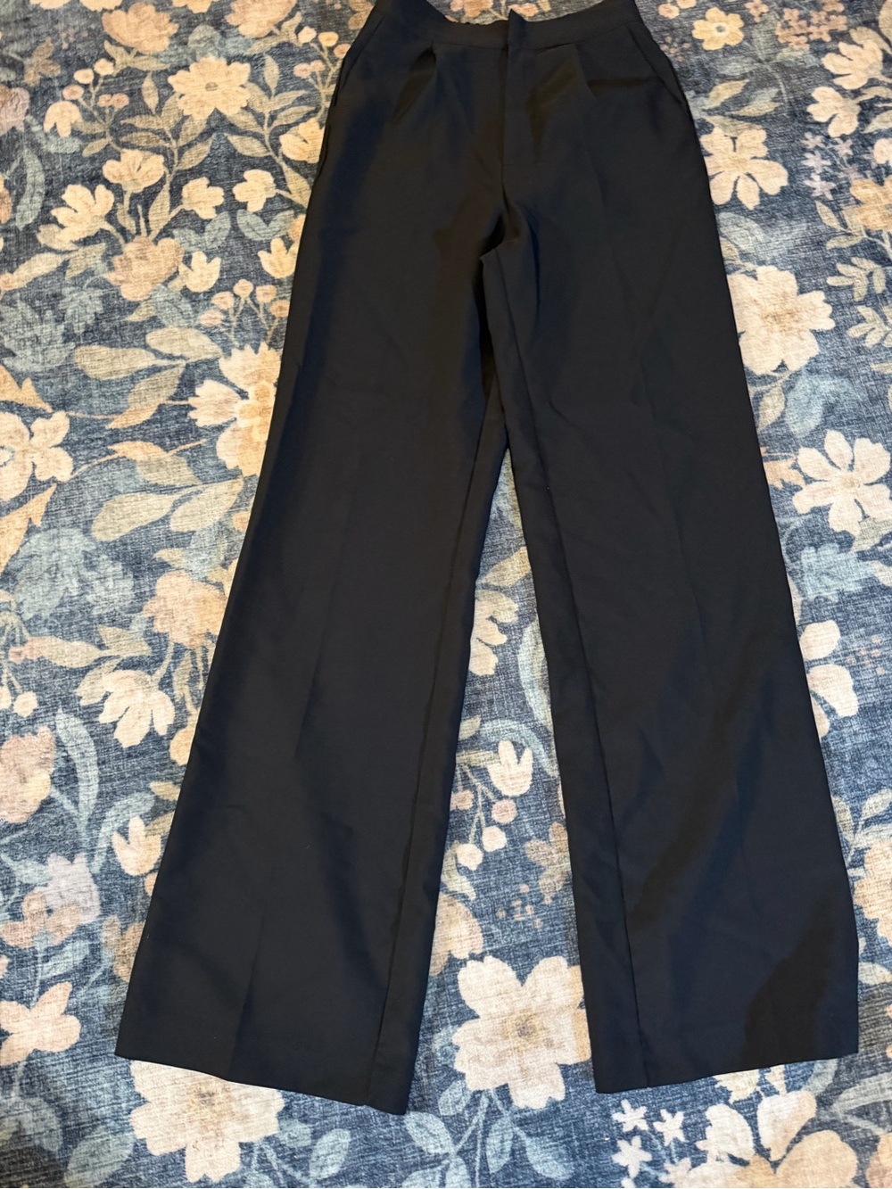 Love Tree Black Elastic Waist Wide-Leg Pants size small